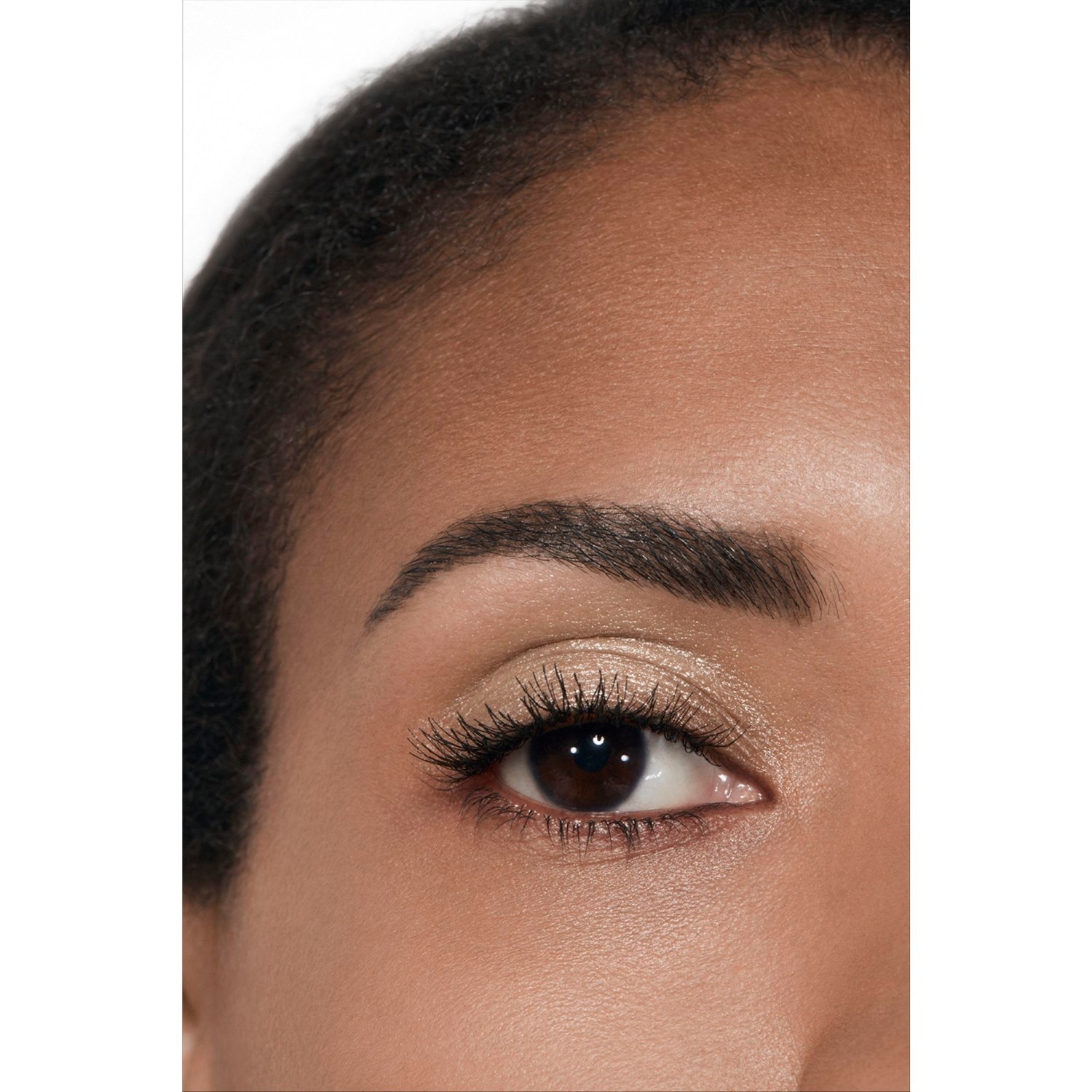 sombra de ojos multiusos de larga duración